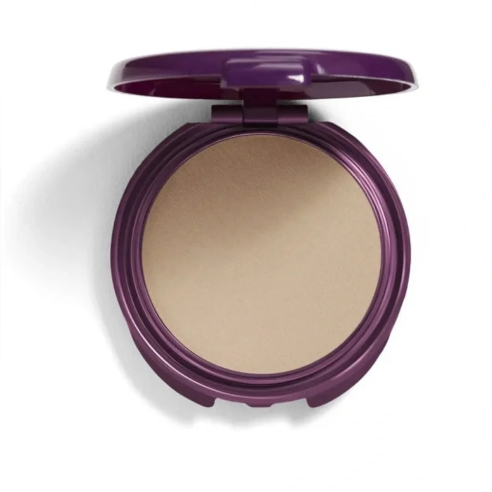 COVERGIRL Advanced Radiance Age-Defying Pressed Powder, 115 Classic Beige